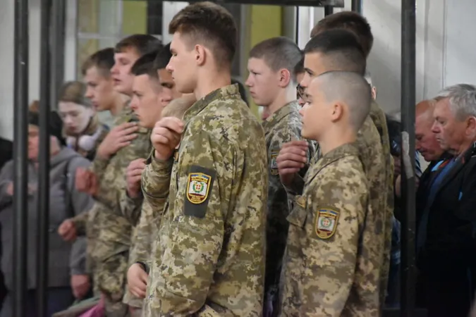У Луцьку попрощалися із загиблими на війні Юрієм Дрофою та В'ячеславом Овчаром (фото)