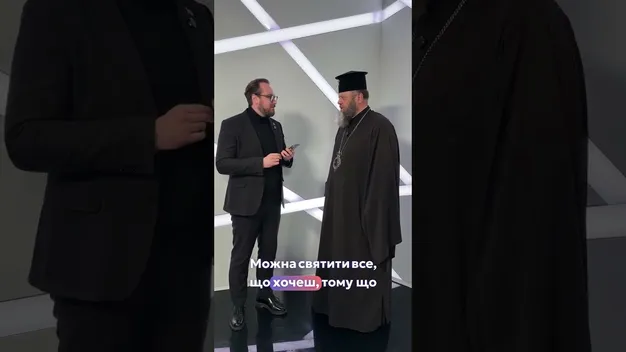 Михаїл розповів про незвичні речі у великодніх кошиках