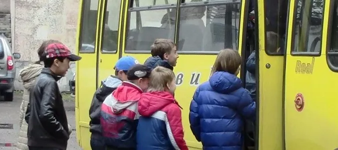 На Волині дітям повернули пільговий проїзд у маршрутках