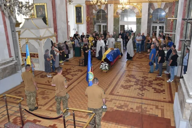 У Луцьку попрощалися із Героєм Костянтином Бойком (фото)