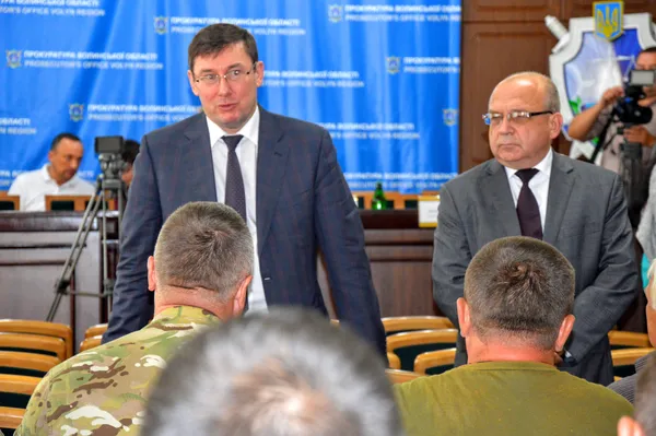 Луценко зустрівся з волинськими бійцями