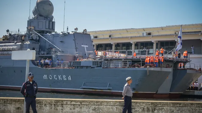 На «Москві» загинуло близько 40 людей, багато поранених із відірваними кінцівками – мати матроса