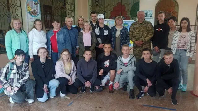 Замість випускного – генератор: луцькі школярі допомогли армії (відео)