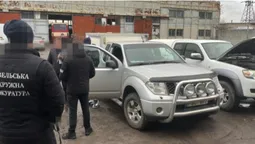17 тисяч доларів за авто для ЗСУ: волинянин торгував гумдопомогою (фото)