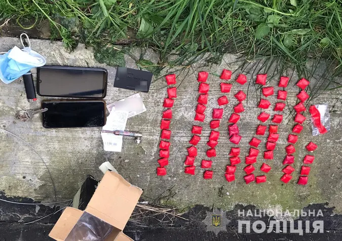 У Луцьку затримали «закладчика» наркотиків: при собі мав 75 штук
