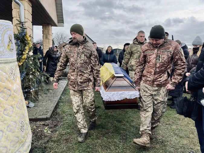 На Волині попрощалися із воїном Анатолієм Левончуком (фото)