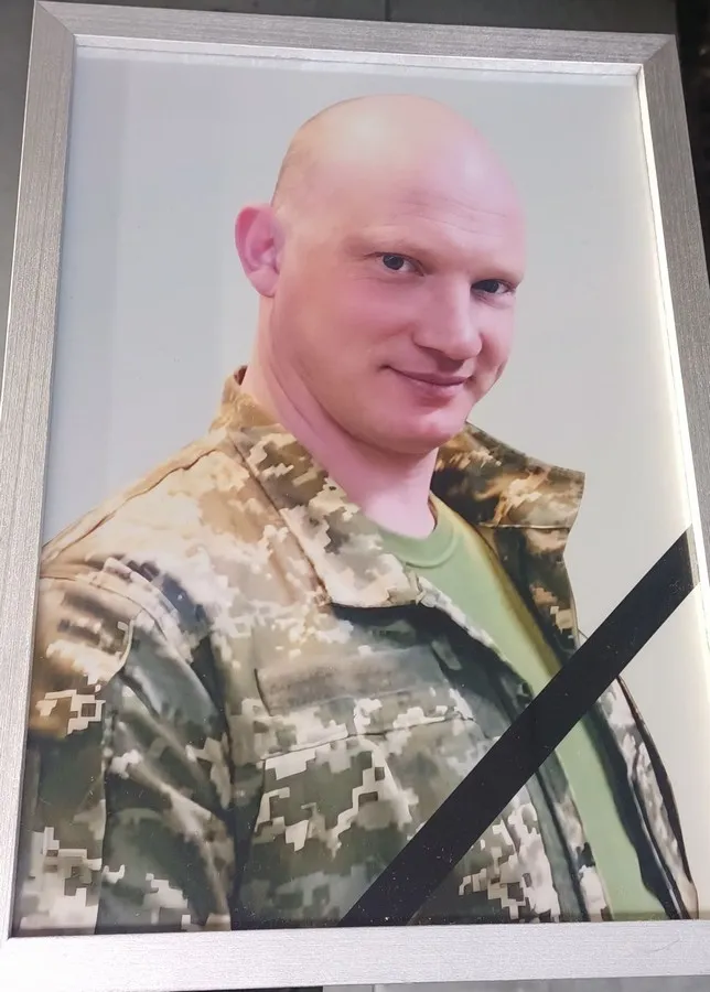Через майже 3 роки після загибелі: на Волині попрощалися з воїном Миколою Абрамовичем (фото)