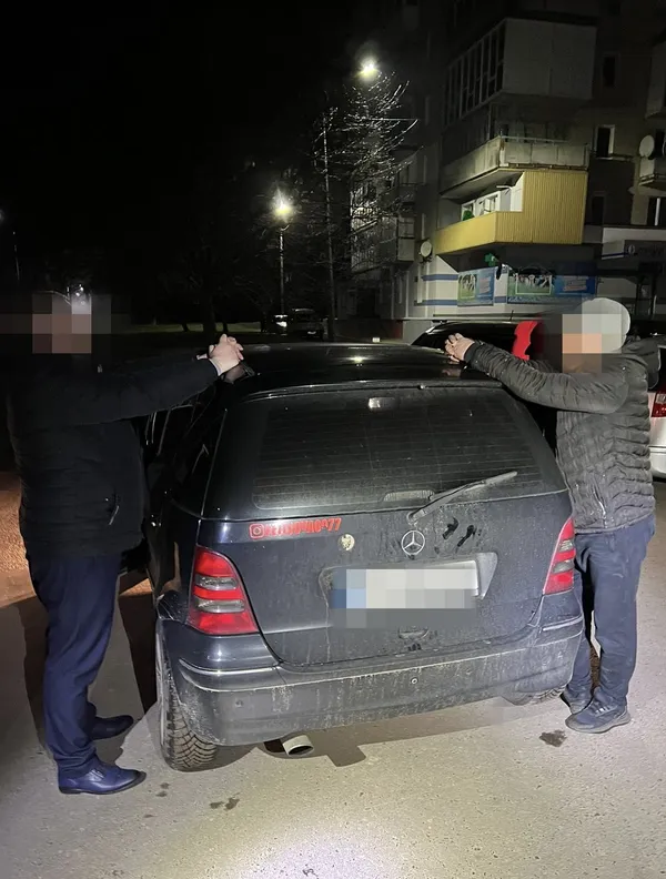 На Волині адвоката та двох його спільників підозрюють у переправленні ухилянтів за кордон (фото)