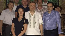 "Заблудлі" депутати Волиньради вернуться у лоно "Самопомочі"?