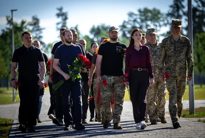 Тарас Шкітер узяв участь у похованні 12 воїнів, чиї імена поки невідомі