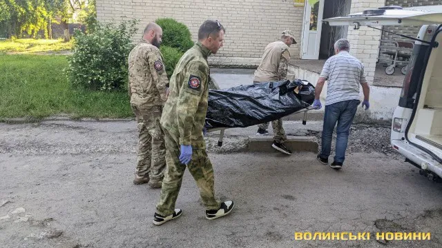 У Луцьк доставили тіла чотирьох полеглих Героїв (фото, відео)