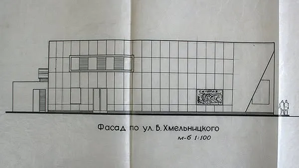 Що ховається у стінах колишнього кінотеатру «Зміна» в Луцьку (фото)