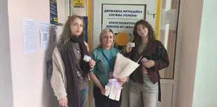 Дві 18-річні подруги виїхали з окупованого Криму на Волинь, щоб отримати українські паспорти