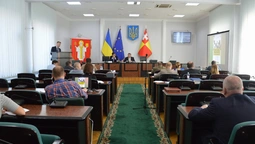 Підсумки виконкому: гарячі батареї, сльози "Луцьктепла" та золоті труби