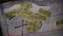На "Новій пошті" в Луцьку знайшли більше мільйона фальшивих акцизних марок (фото)