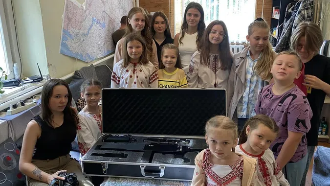 Мріють про гастролі: історія дитячого волонтерського батальйону «Бандерівці» з Волині (фото, відео)