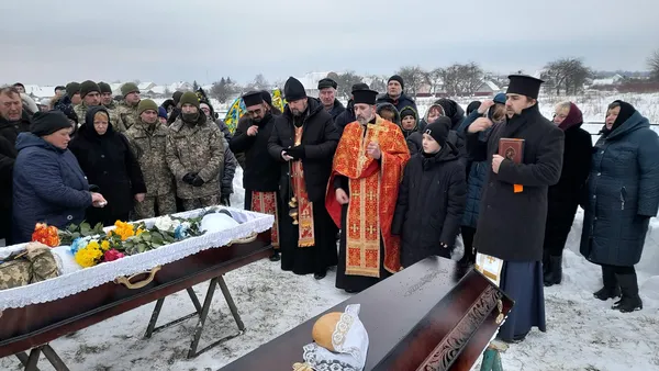 На Волині провели в останню дорогу Юрія Льовкіна (фото)