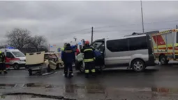 У ДТП на виїзді з Луцька постраждали троє людей (фото, відео)