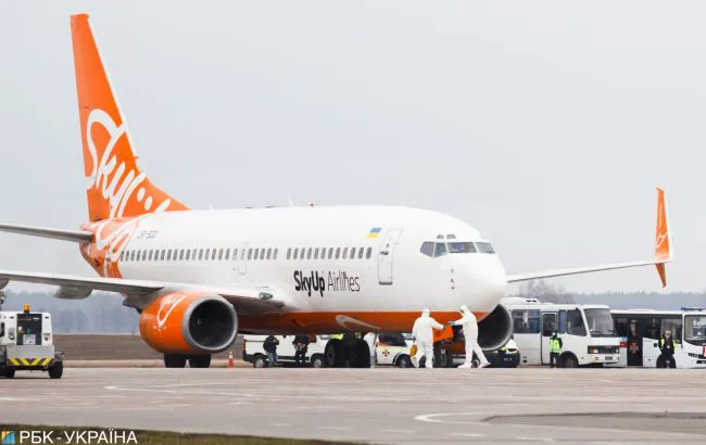 Український лоукостер SkyUp відновлює внутрішні авіарейси