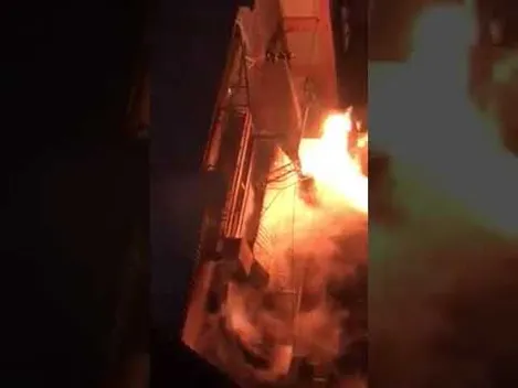 На центральному проспекті Луцька загорілися гаражі (відео)