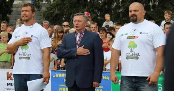 5 років без Миколи Романюка: 22 фото пам'яті про улюбленого мера лучан