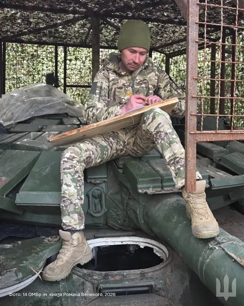 «Лист, який не закінчується»: воїни 14 ОМБр долучилися до загальнонаціонального диктанту (фото)