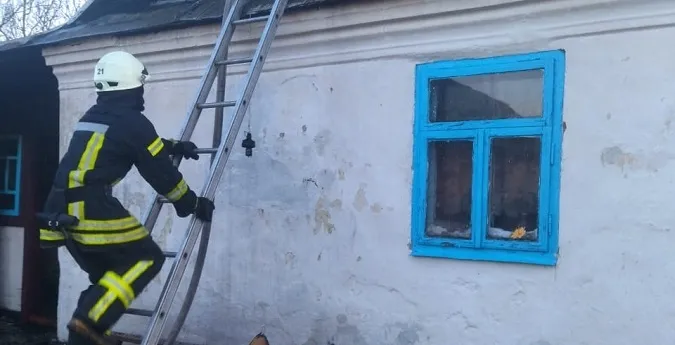 На Волині у пожежі загинула 85-річна бабуся (фото)