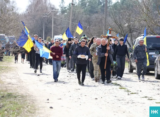 Пройшов полон і пекло АТО: на Волині попрощалися з воїном Олександром Домальчуком (фото)