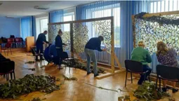 У «Луцькводоканалі» обладнали мініцех для виготовлення маскувальних сіток (фото)