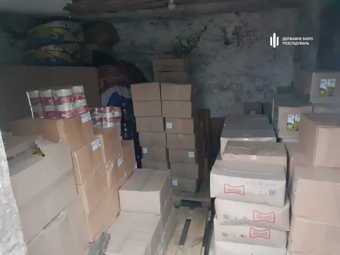 ДБР викрило підприємців, які крали продукти, призначені для ЗСУ (фото, відео)