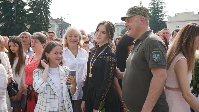 У Луцьку нагородили медалістів: як все було (дуже багато фото)