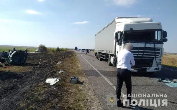 Іноземець призупинився через дим: деталі смертельної аварії на Волині (фото)