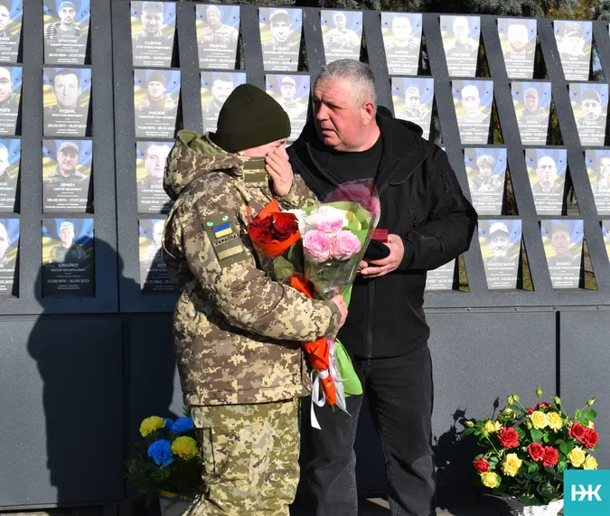 На Волині батькам загиблого капітана Івана Качули вручили орден Богдана Хмельницького (фото)