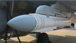 Біля Дніпра ППО збила новітню російську бомбу-ракету «Гром-1» (відео)