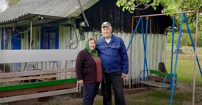 Майже 50 років разом на хуторі серед лісу: життя за три кілометри від білоруського кордону (фото)