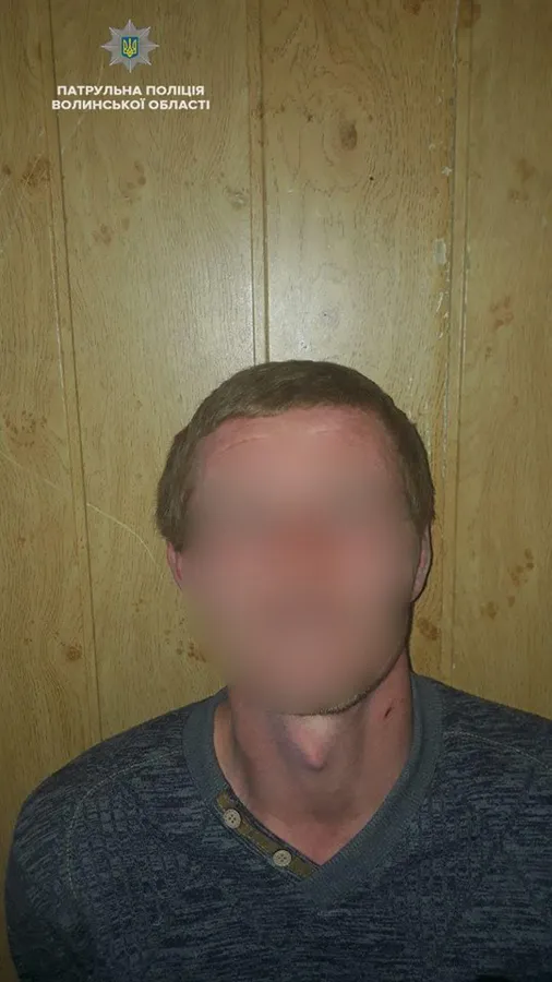 У Луцьку чоловік кидався на патрульних
