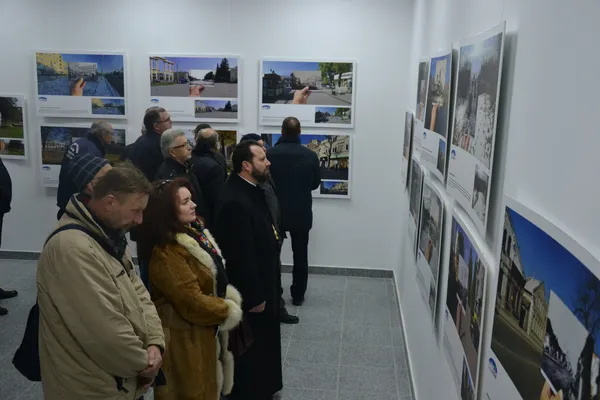 «Луцьк вчора і тепер»: Віктор Чухрай презентував фотовиставку