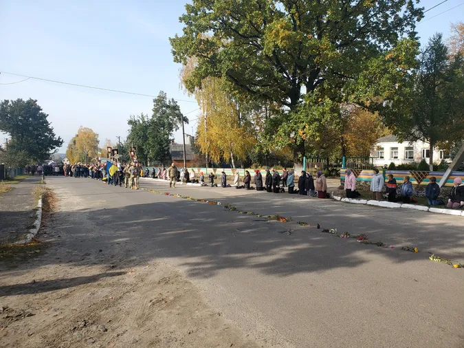 На Волині попрощалися з загиблим Героєм Тарасом Максимчуком (фото)
