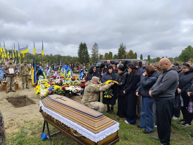 У Ківерцях провели в останню дорогу захисника Олександра Мишка (фото)