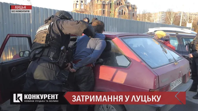 У Луцьку зловили ймовірних «угонщиків» авто: момент затримання (відео)