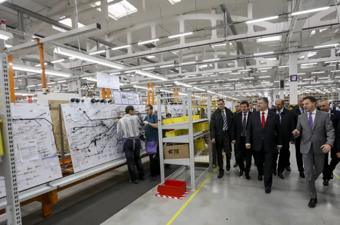 Порошенко відвідав завод «Кромберг енд Шуберт»