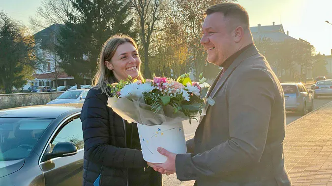 Волинська військова, яку звільнили з полону, повернулась у Нововолинськ