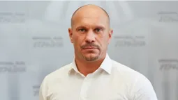 Іллю Киву застали за переглядом голих фото у Раді  (відео 18+)