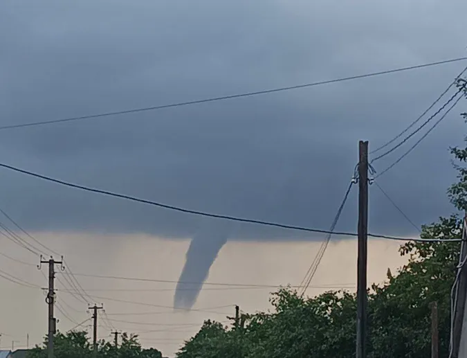 Поблизу Володимира помітили «торнадо» (фото, відео)
