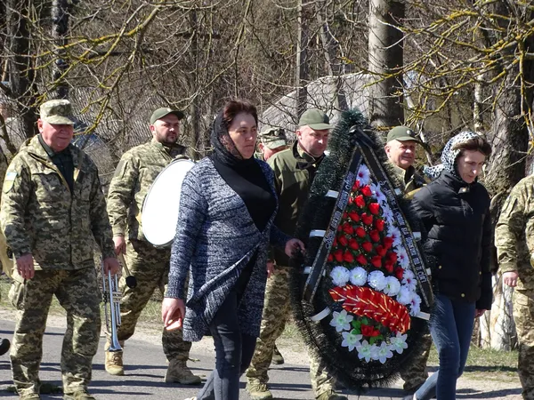 На Волині попрощалися із Героєм Андрієм Цюрою (фото)