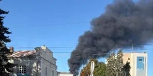 Над Луцьком здійнявся величезний стовп диму: що коїться