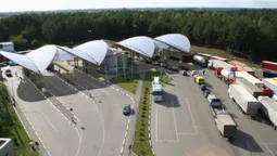 Черги до 30 кілометрів: на «Ягодині» стоїть понад 1200 вантажівок (відео)