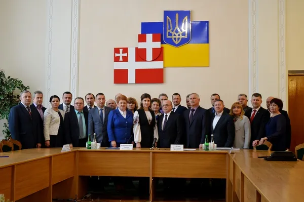 Українська біблія та інклюзивна освіта: яким був візит Першої леді на Волинь (фото)