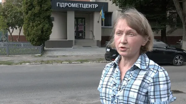 Буває 20 інсультів на добу: як волиняни реагують на спеку (фото, відео)