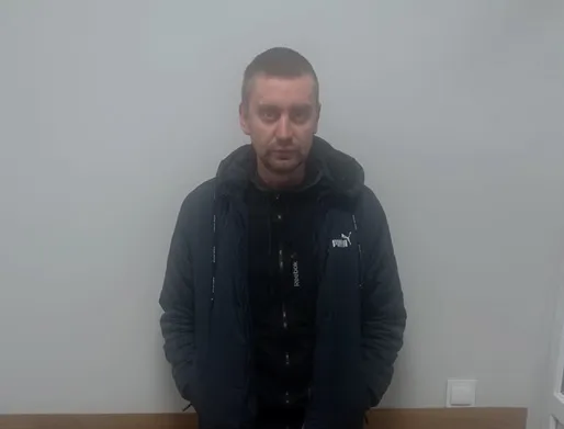 Пішов з дому та не повернувся: розшукують зниклого 30-річного лучанина (фото)